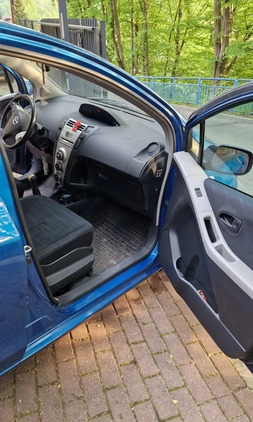 Toyota Yaris cena 9800 przebieg: 140927, rok produkcji 2006 z Krynica Morska małe 137